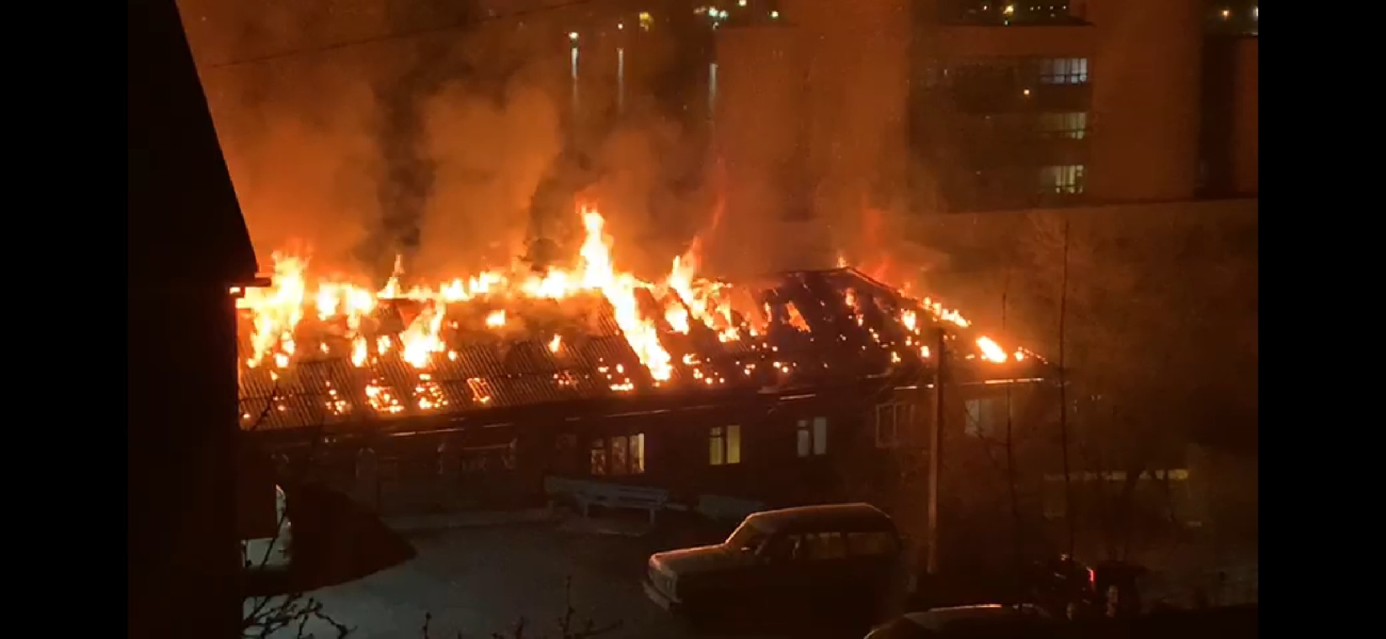 В Находке потушен пожар в жилом многоквартирном доме на улице Портовой | ✔️  Новости Находки