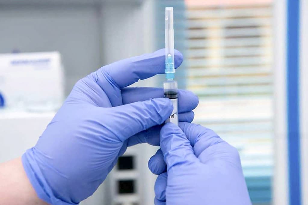 Находкинская городская больница приглашает на прививку от пневмококка