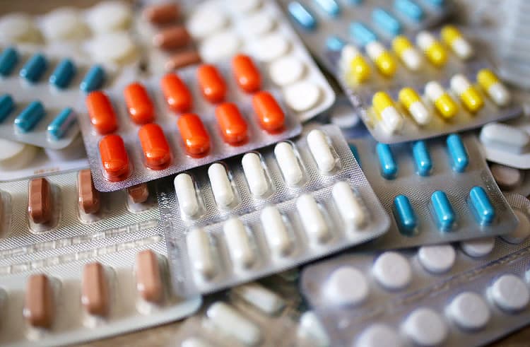 Минздрав Приморья предлагает федеральным льготникам выбрать бесплатные лекарства