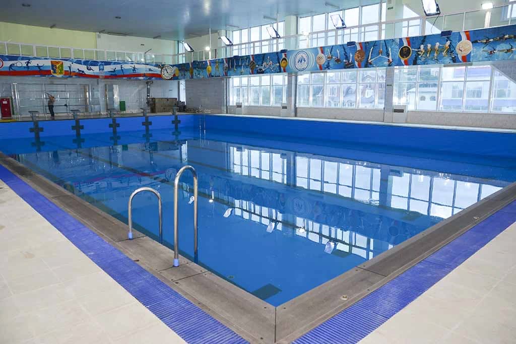 В Находке бассейн Спортивной школы «Приморец» ждёт пловцов