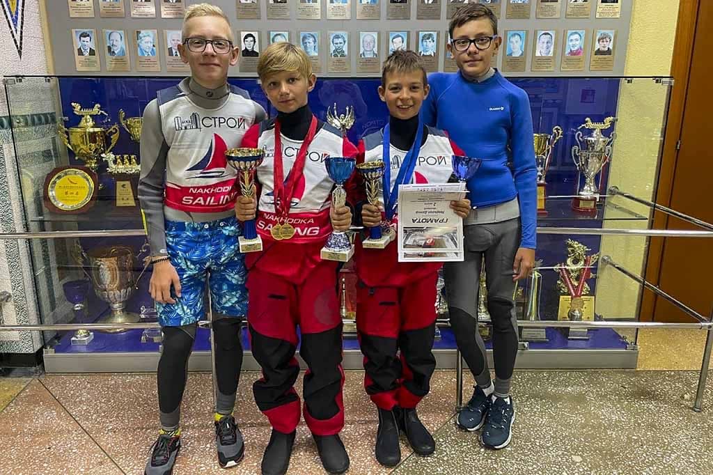Юные Яхтсмены Находкинского центра развития парусного спорта завершили сезон яркими победами
