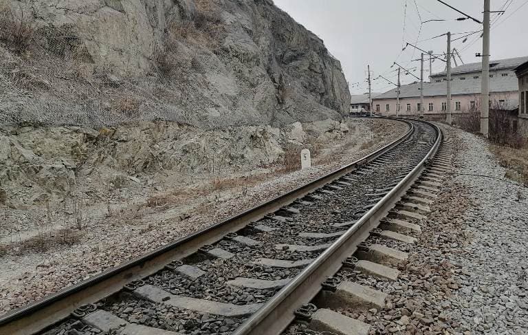 Сотрудники Находкинской транспортной полиции пресекли опасные прогулки детей на железной дороге