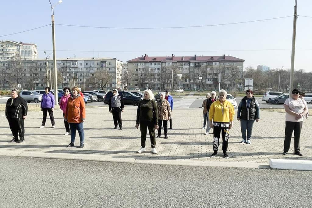 Новый оздоровительный проект в Находке для старшего поколения начинает общественная организация