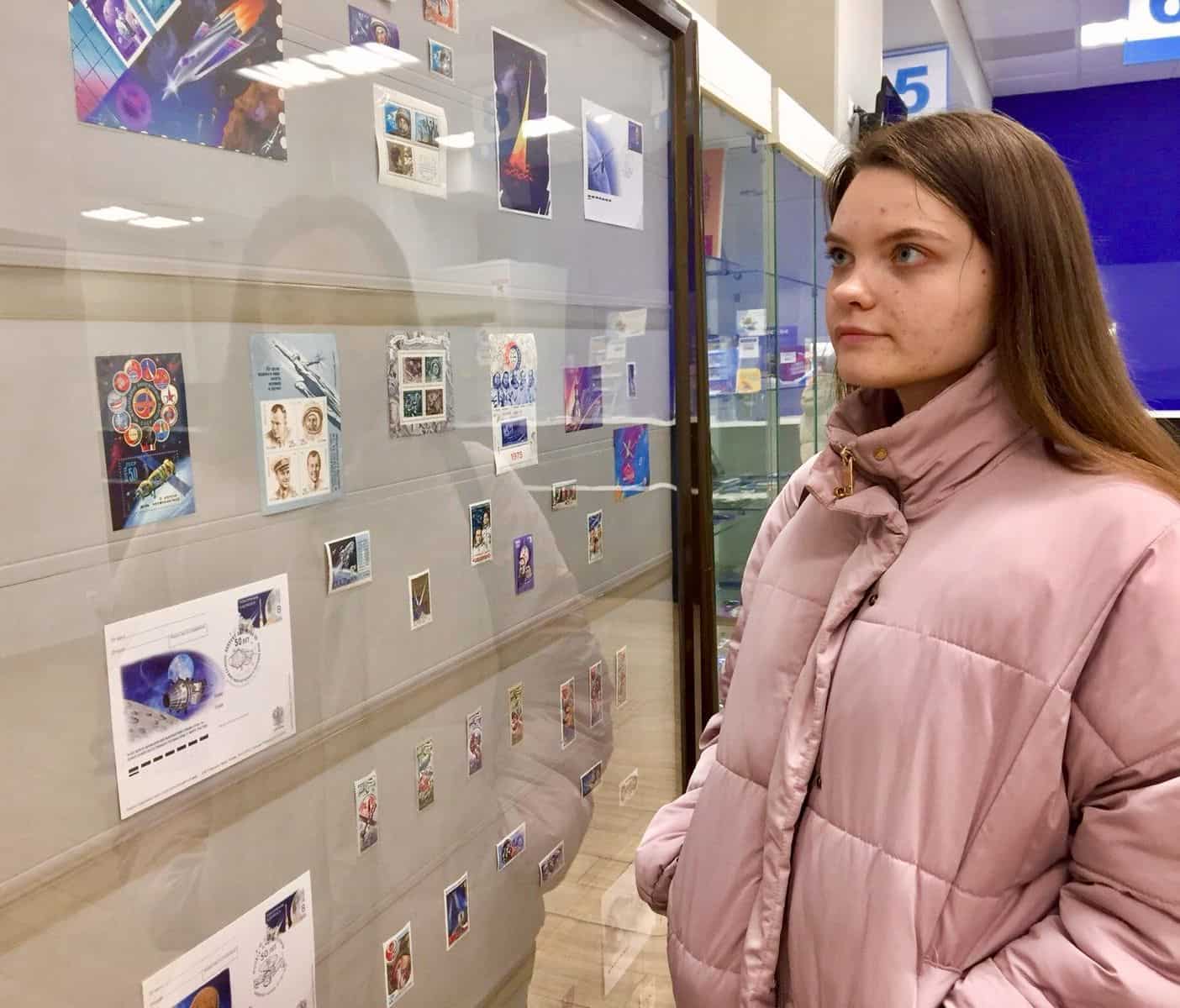 В почтовом отделении Владивостока открылась «космическая» выставка