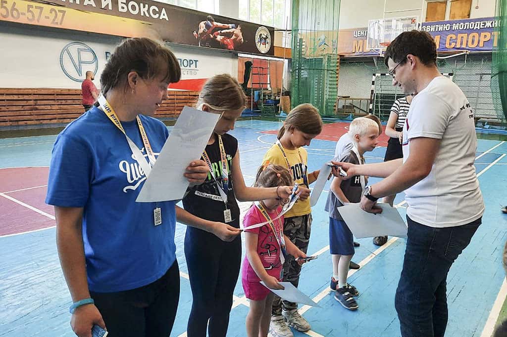 В Находкинском СК «Портовик» состоялись соревнования для детей с ограниченными возможностями здоровья