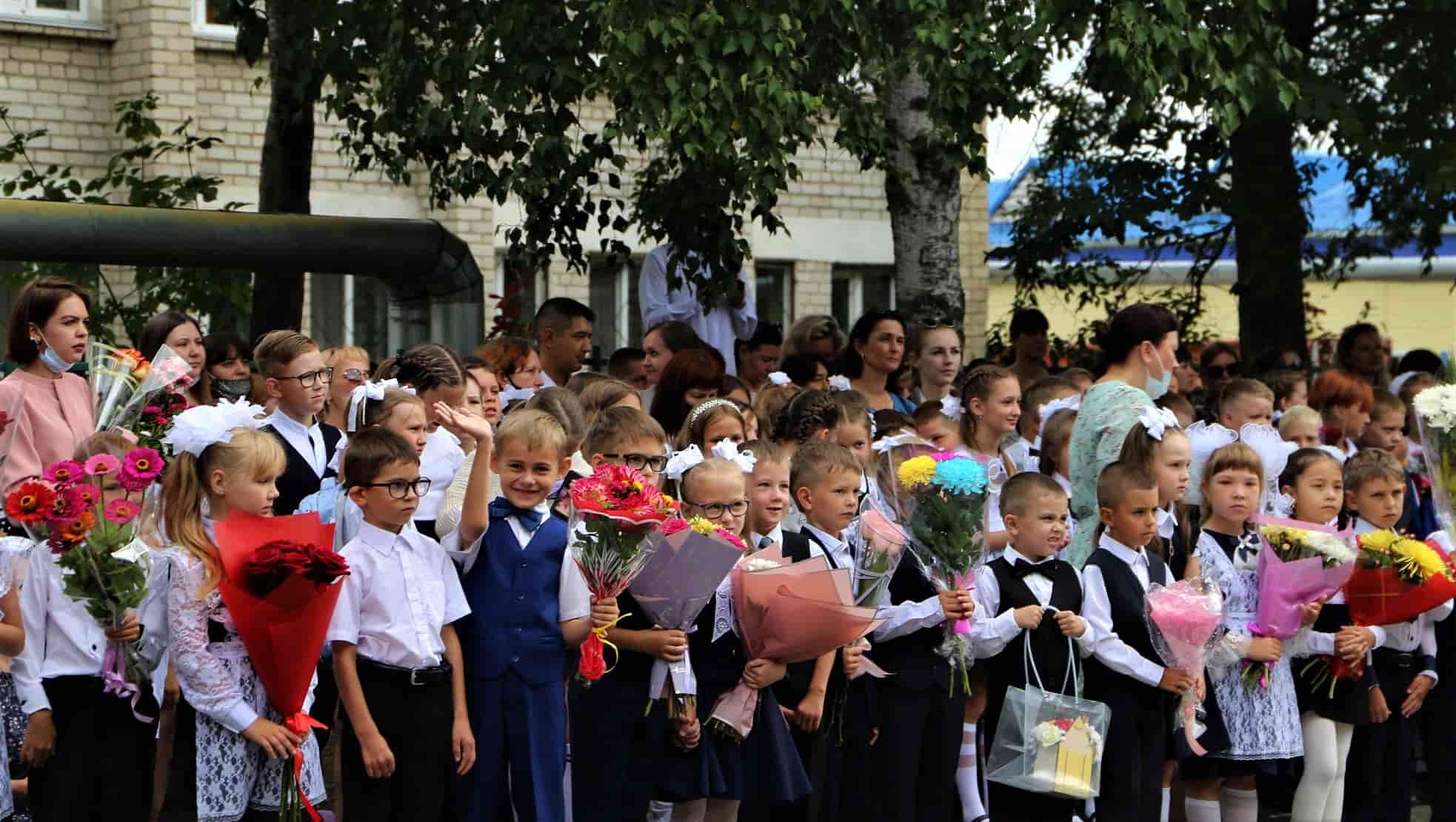 Нефтепорт Козьмино оказал благотворительную помощь школе в микрорайоне Врангель