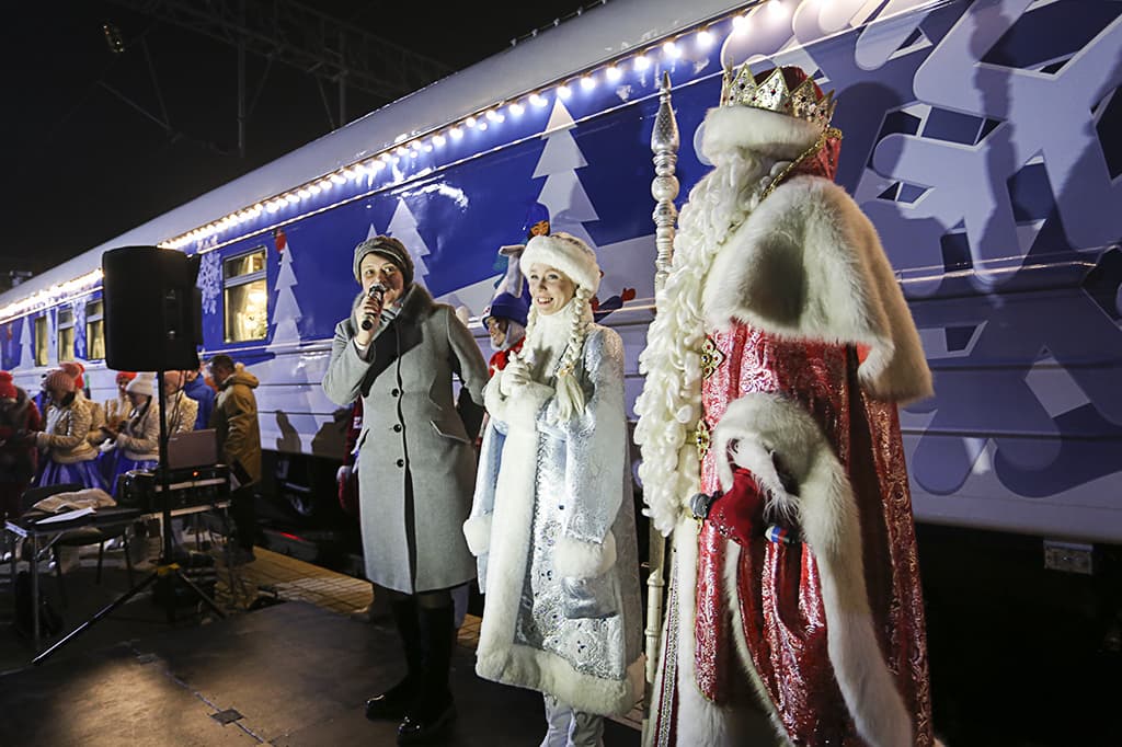 Первый раз Дед Мороз приехал в Находку на праздничном поезде