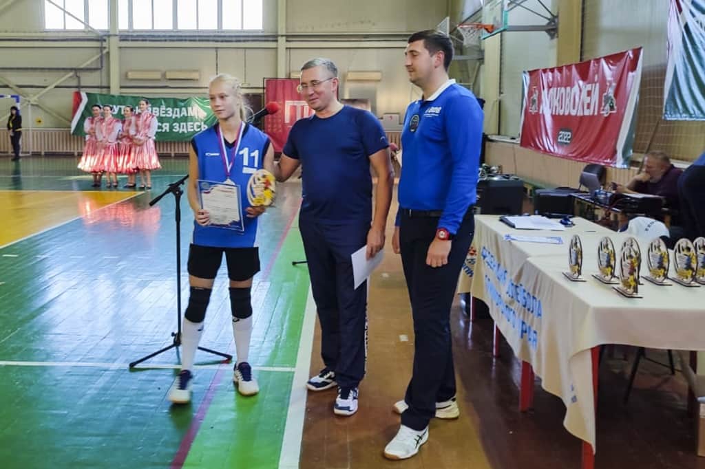 Находкинские волейболистки привезли серебряные медали с первенства Приморского края