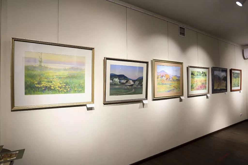 В Находке открылась выставка, посвященная памяти художницы Ольги Козич