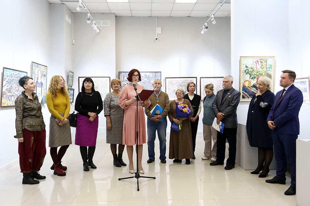 В Находке открылась выставка «Художники Находки»