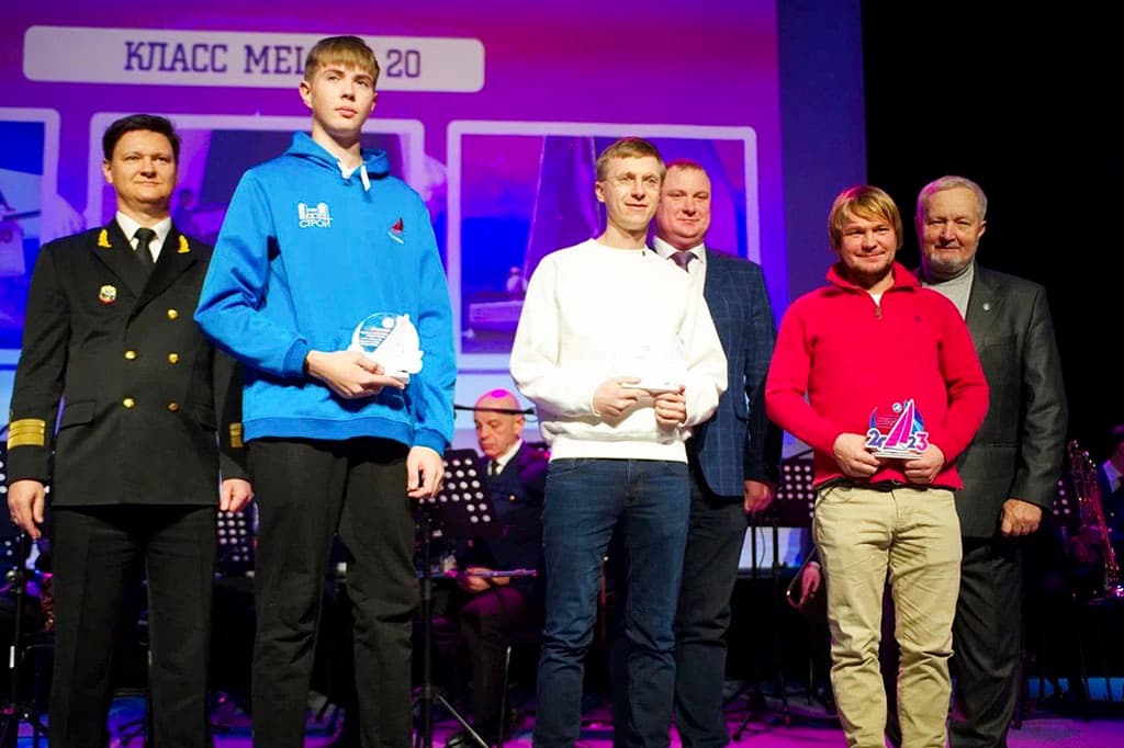 Яхтсменов из Находки наградили за активное участие в парусном сезоне 2023