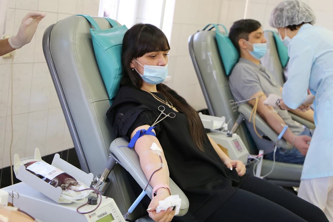 Доноры нефтепорта Козьмино сдали почти 10 литров крови