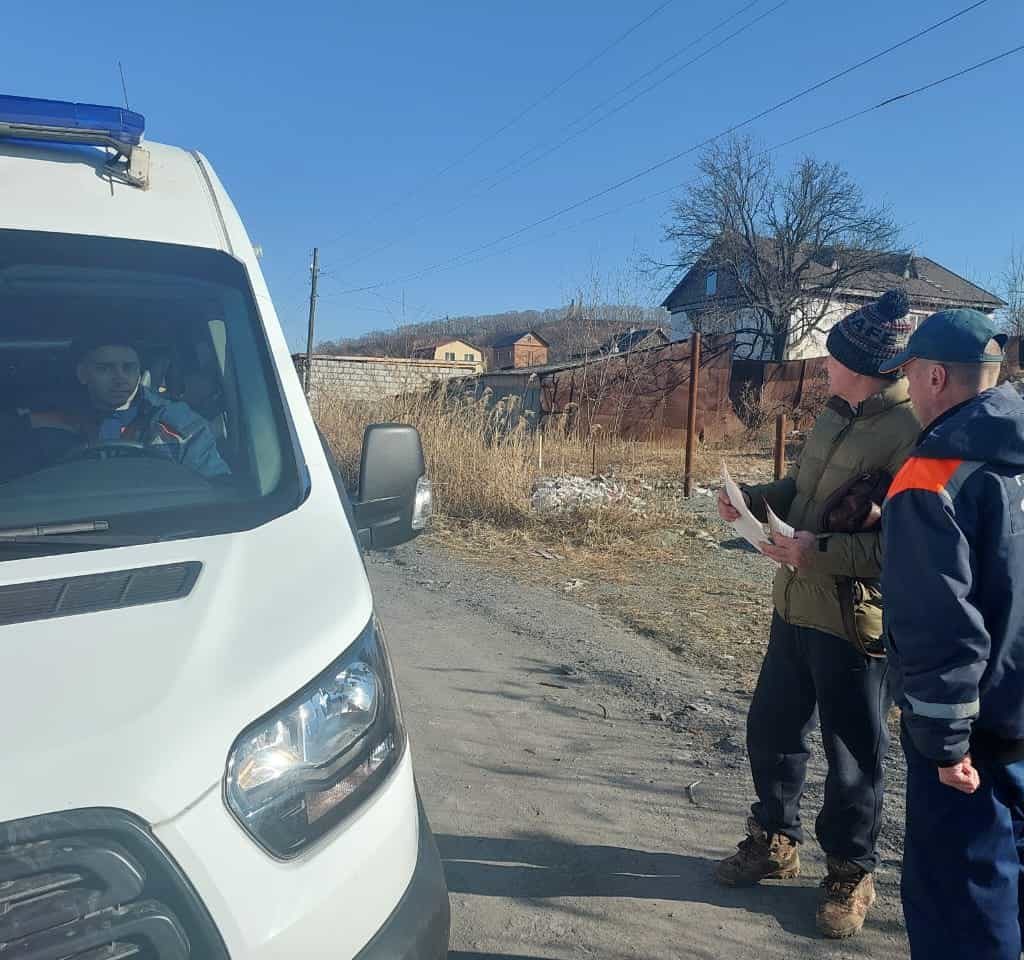 Специалисты ГО и ЧС Находки напоминают, что запустившим свои участки  соседям по даче можно пригрозить визитом пожарного инспектора | Новости